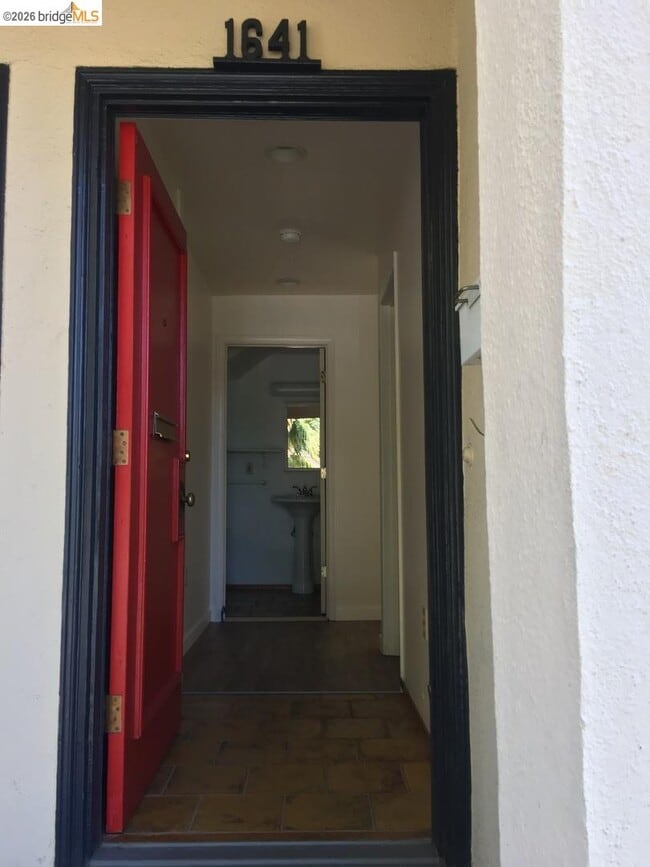 Photo - 1641 Walnut St