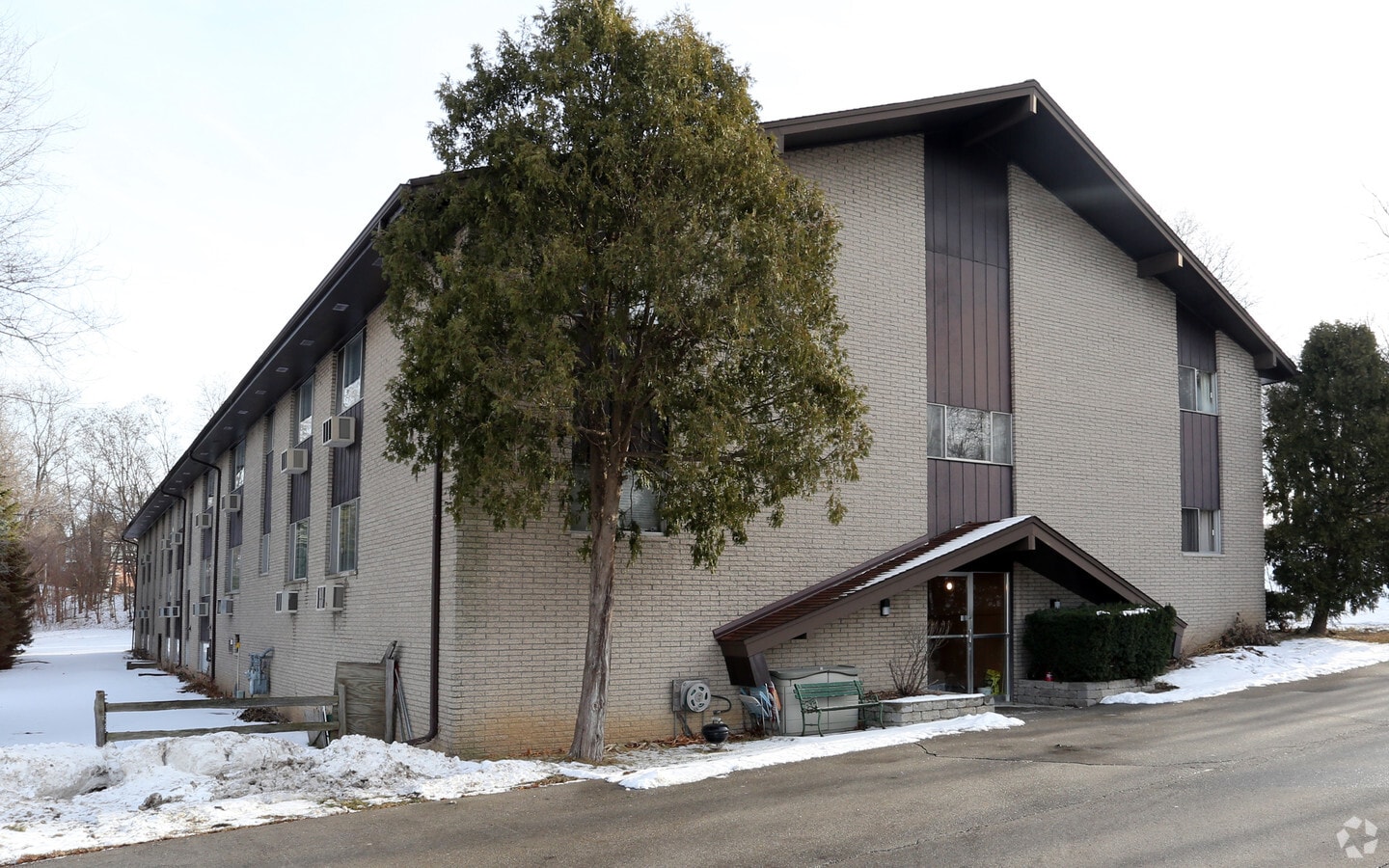 Photo - Valley View Apartments
