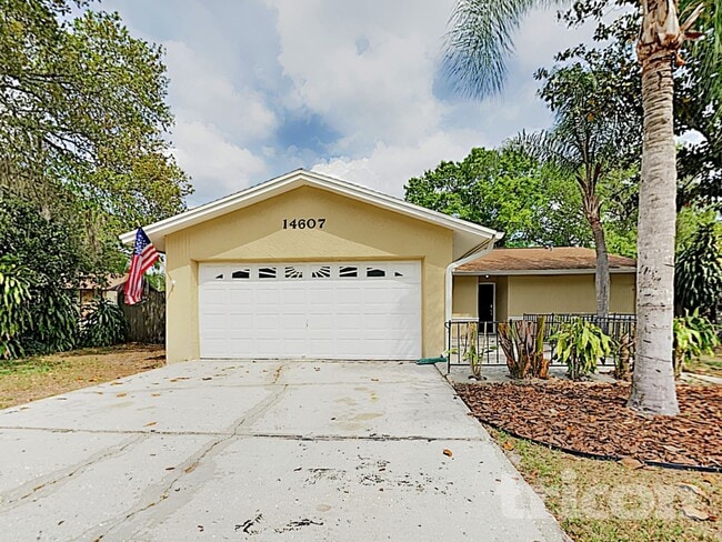 14607 Knoll Ridge Dr