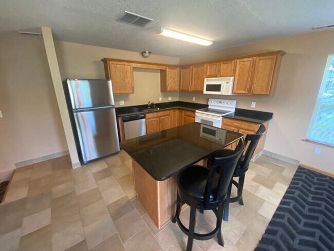 Photo - 3044 SW Sharmin Ln