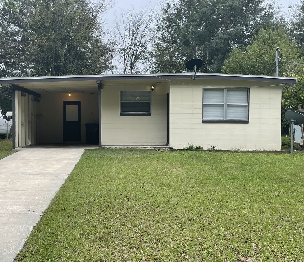 Photo - 1313 East St