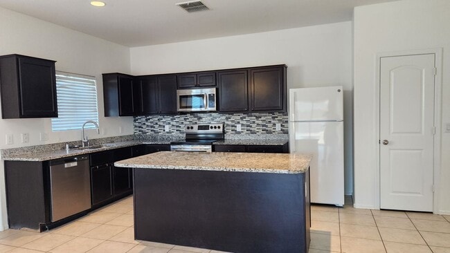 Photo - 41932 W Manderas Ln