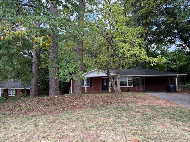 964 Myrtle St