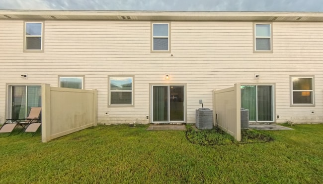 Photo - 148 Great Star Ct