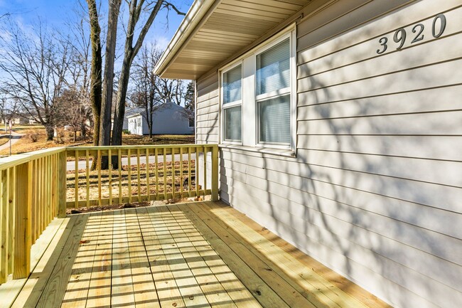 Photo - 3920 Vinton St