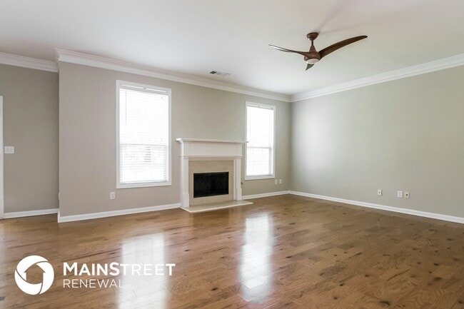 Photo - 1604 Silver Oak Dr