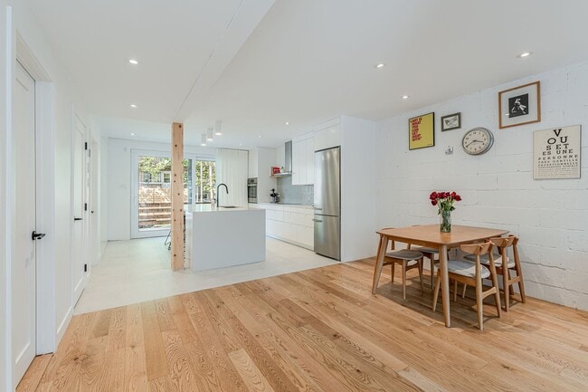 Photo - 10625 Av. Curotte