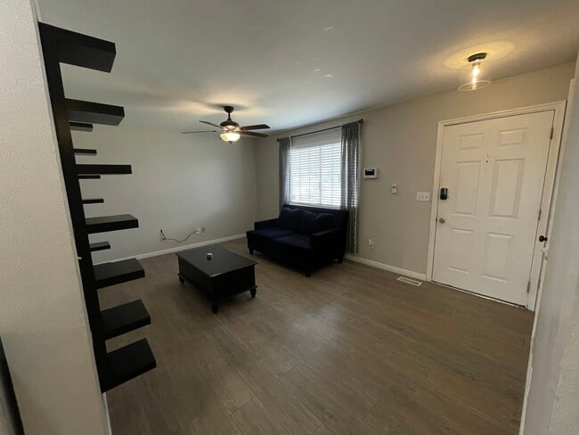 Photo - 781 N 950 W St