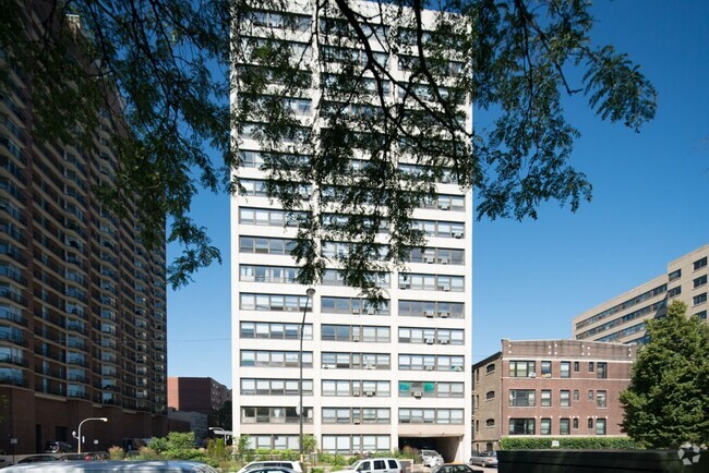 Building Photo - 4180 N Marine Dr Rental