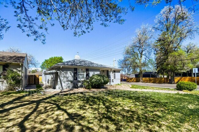 Photo - 785 Elm St
