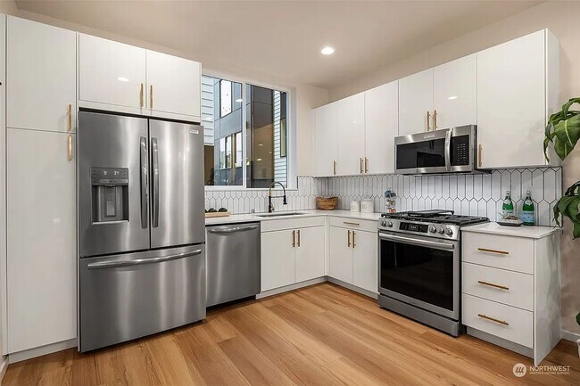 Photo - New Ballard Townhome