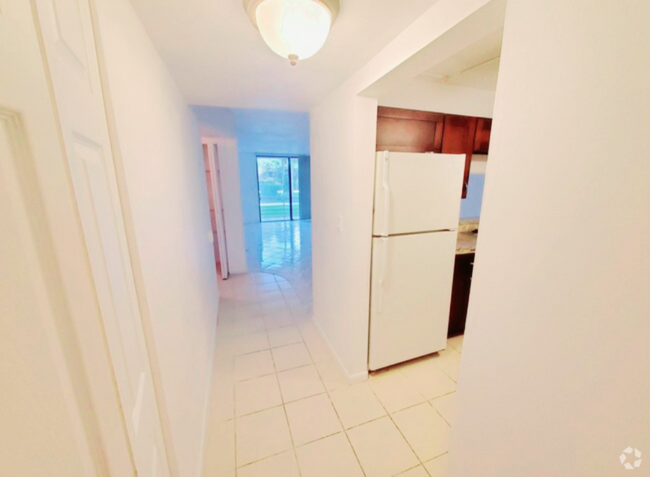 Building Photo - 1820 SW 81st Ave Unit 3117 Rental