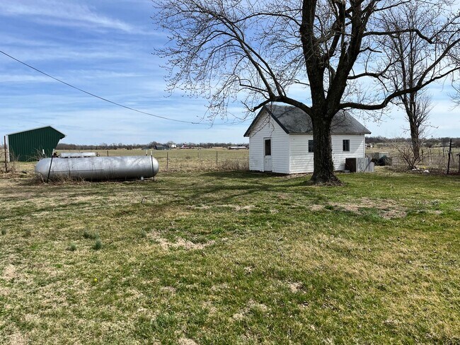 Photo - Country living at a great Price.