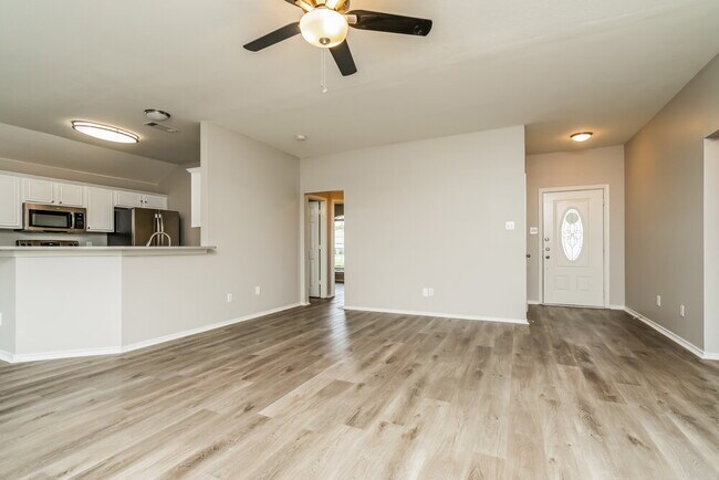 Photo - 1511 Pintail Ct