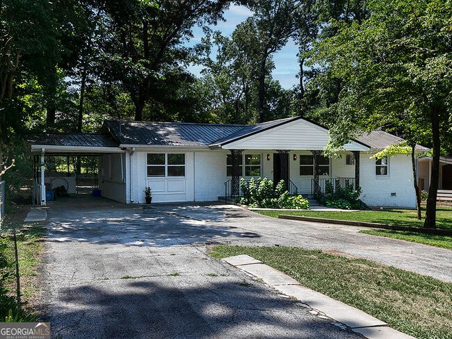 Photo - 3249 Howell Dr