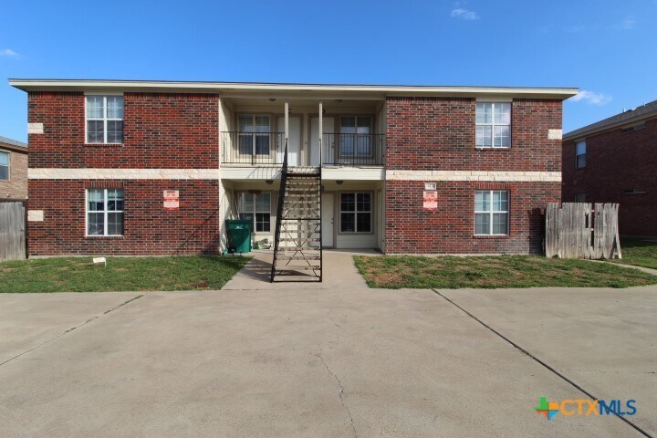 Photo - 413 Brittney Way