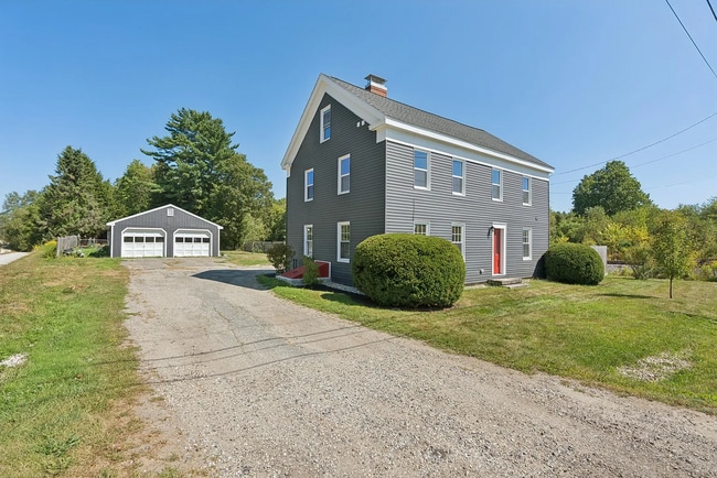 Building Photo - Modern Comfort Meets Country Charm in Cumb...