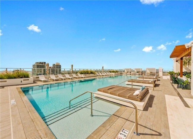 Photo - 1010 Brickell Ave