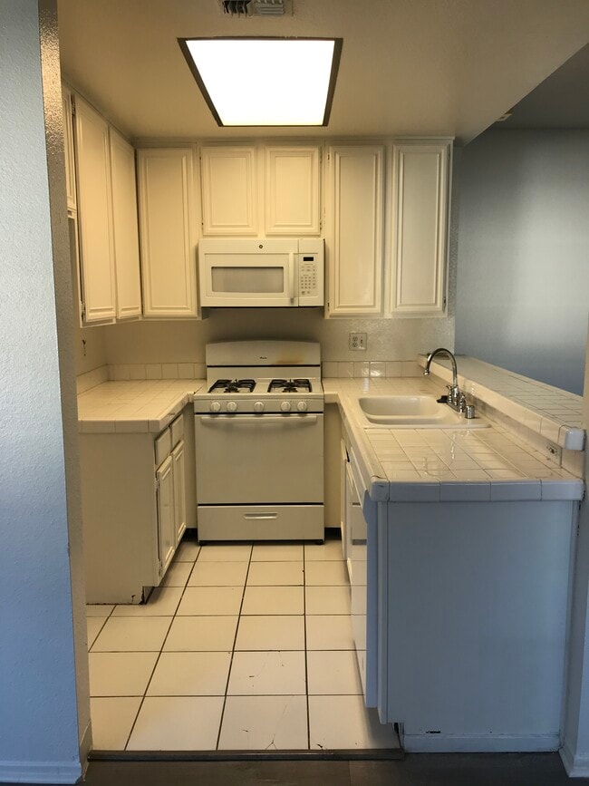 Photo - 14459 Benefit St