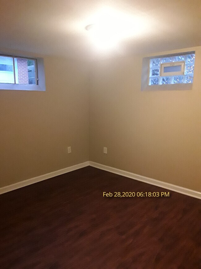 Photo - 307 Short Rd