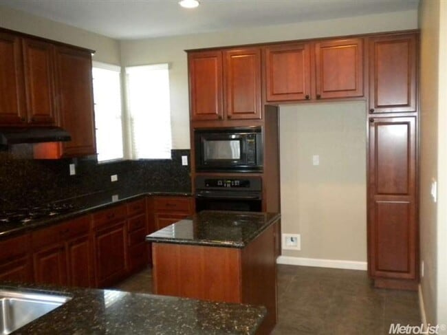 Photo - Upscale Home Close to Golf Coarse