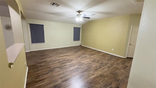 Photo - 700 Sweet Leaf Ln