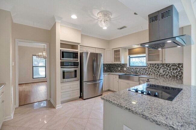 Photo - 1126 Crossroads Dr