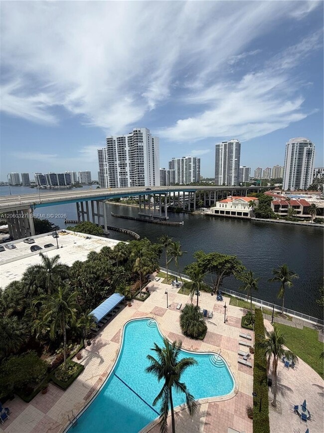 Building Photo - 19390 Collins Ave Unit 1007