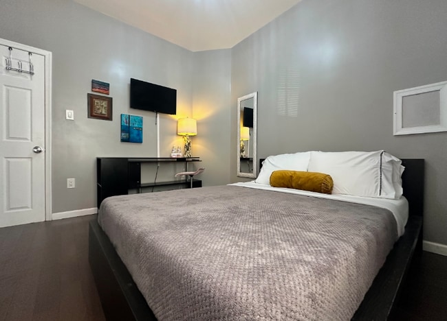 Photo - 1839 S 20th St