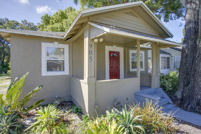 Front Door - 905 Plaza St Townhome