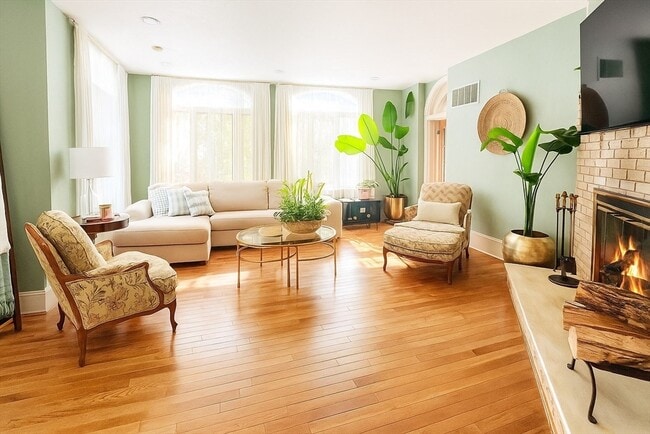 Photo - 177 Springfield St