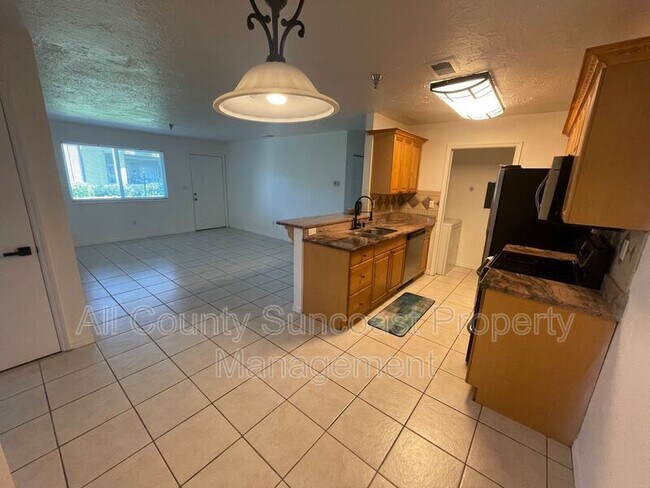Photo - 10265 Gandy Blvd N Unidad #1007