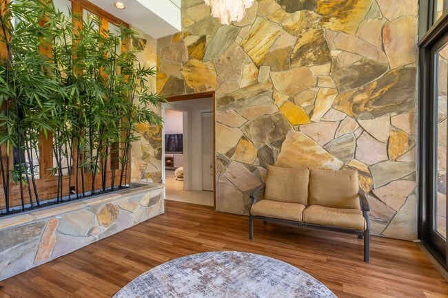 Photo - 2903 Banyan Blvd Cir NW