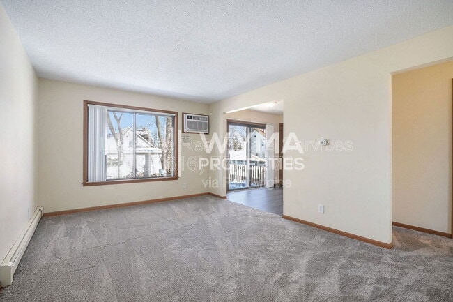 Photo - 2914 Earle Ave SW Unit 3