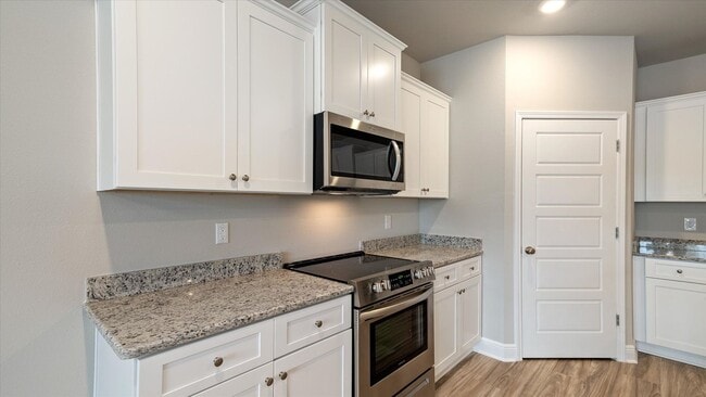 Photo - LOTS OF AMENITIES AND CONVENIENT COMMUTE!