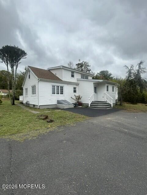Photo - 41 Clarksburg Rd