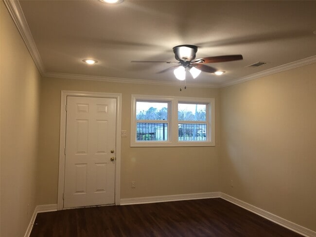 Photo - 4031 Ward St