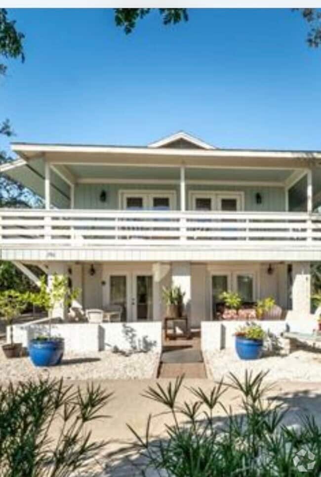 Building Photo - 280 Majorca Rd Rental
