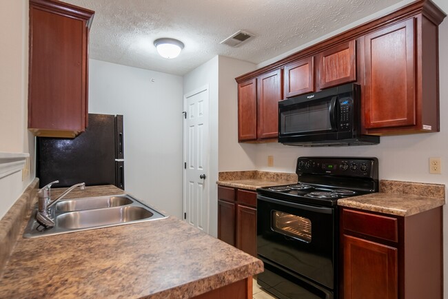 Photo - Scenic Station Apartments