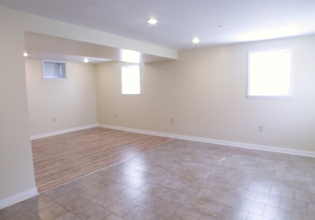 Photo - 4201 S 52nd St Unidad #2