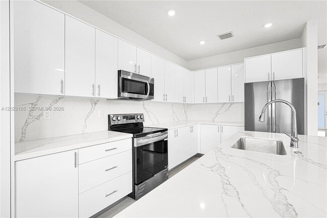 Photo - 22555 SW 125th Ave