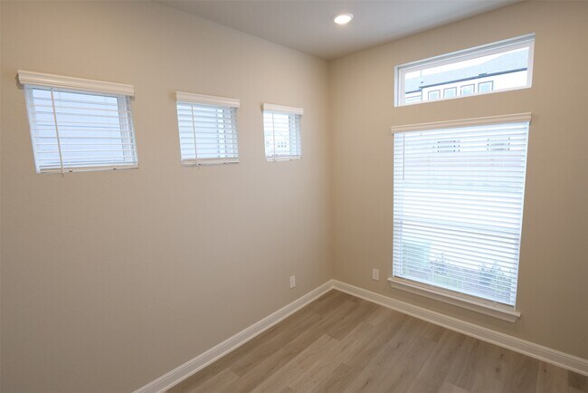 Photo - 10031 Cloud Mist Dr