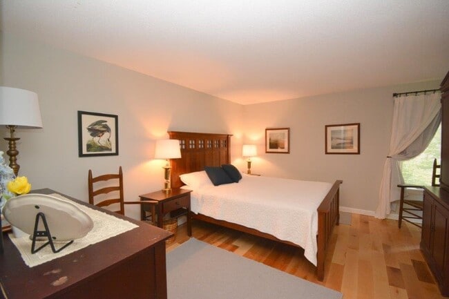 Photo - 3 Lakeview Pl