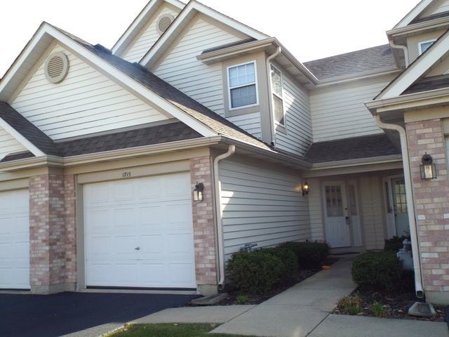 Photo - 1715 Grove Ave