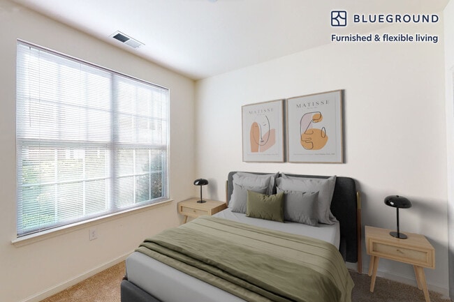Photo - 998 Stewart Ave Unidad SI FL1-ID2483A