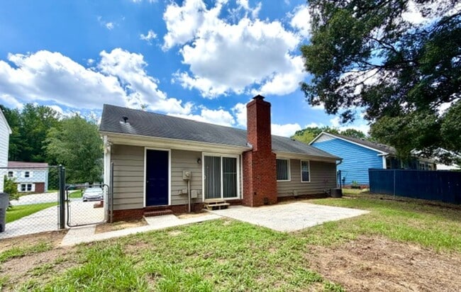 Photo - 8231 Meadowdale Ln