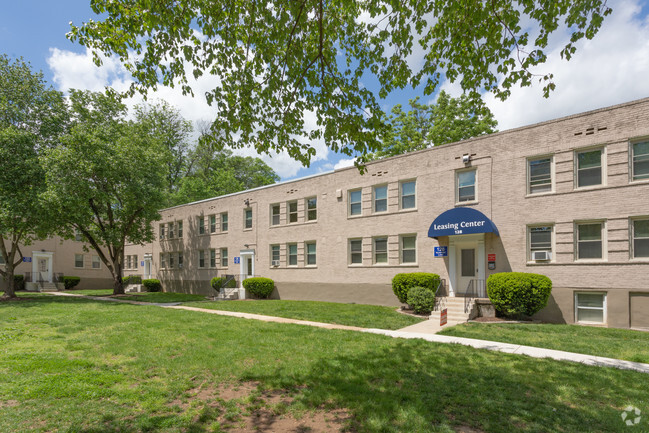 Ivy Crossing At Catonsville Apartments