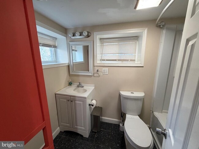 Photo - 5831 Mt Vernon Dr