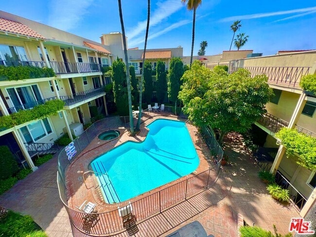 Building Photo - 11670 W Sunset Blvd Unit 205 Rental