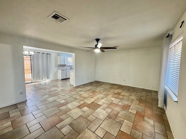 4200 SE 54th St